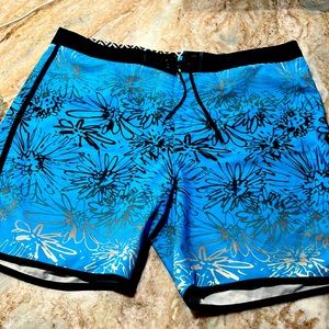 Hurly board shorts
